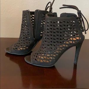LC Lauren Conrad heels